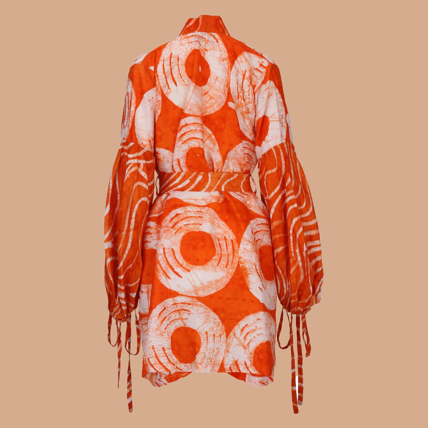 Mafarki Orange Àdìrẹ Hand Dyed Kimono