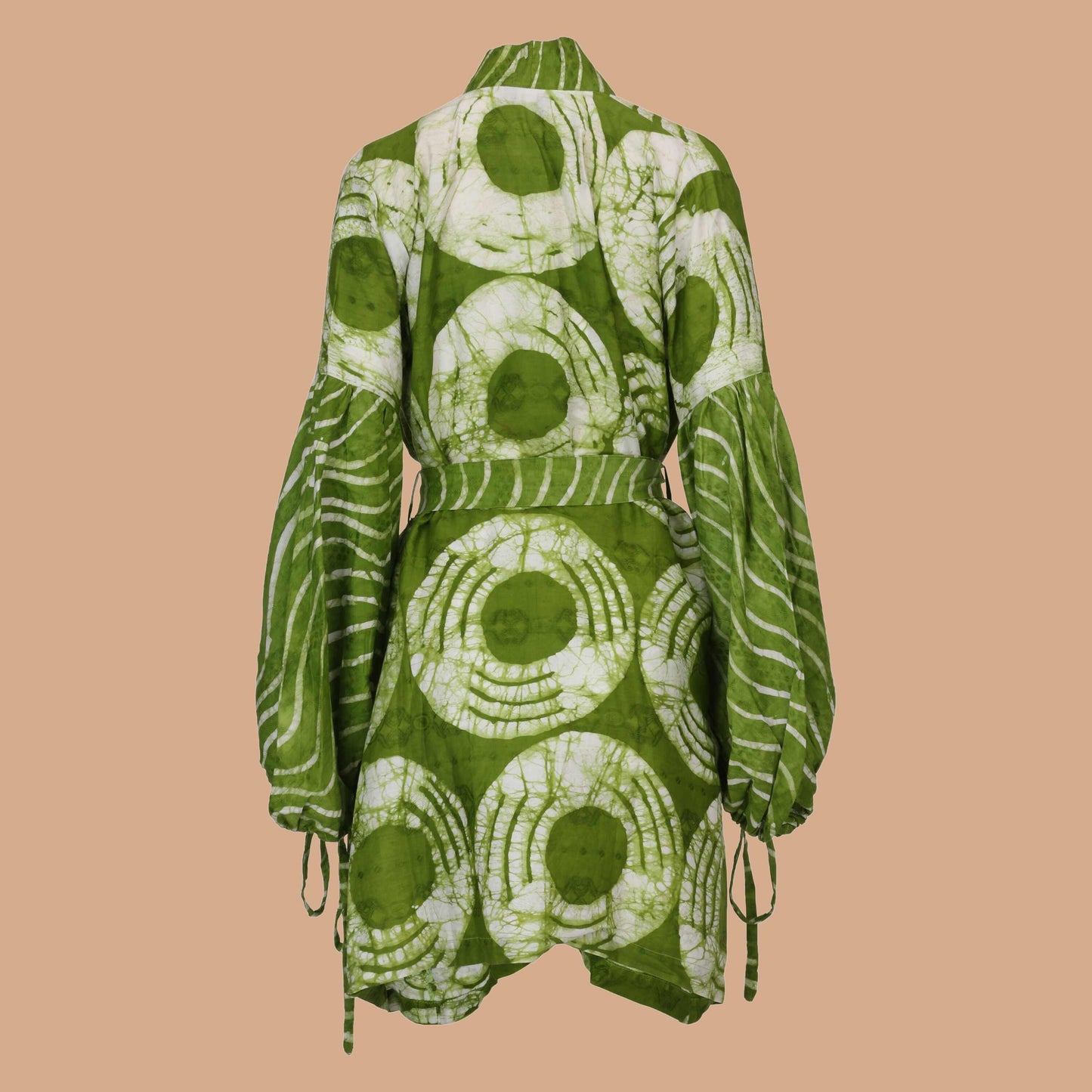 Mafarki Green Àdìrẹ Hand Dyed Kimono